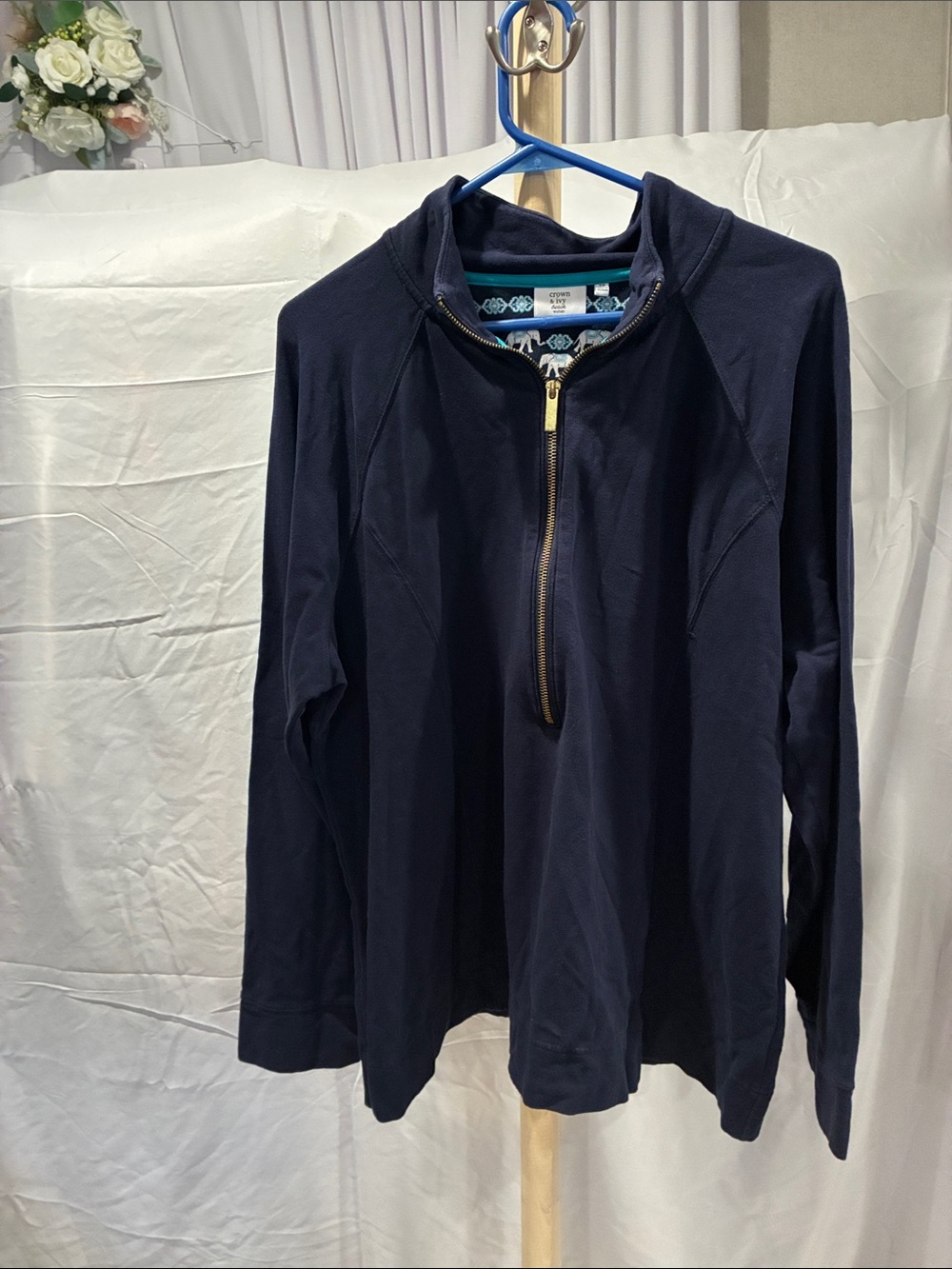 crown & ivy Navy Zip-Up Pullover with Gold Zipper